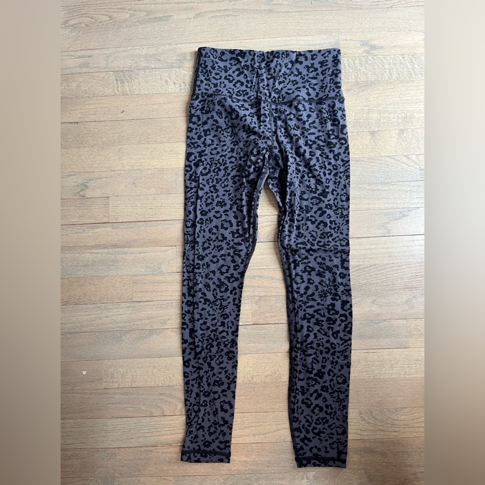 Athleta black leopard leggings